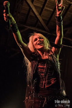 doro-pyraser-classic-rock-night-2013-20-07-2013-52