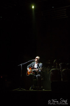 joe-bonamassa-2013-world-tour-meistersingerhalle-nuernberg-11-03-2013-08