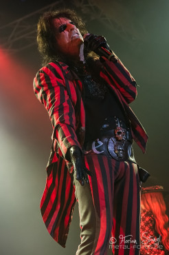 alice-cooper-stadthalle-lichtenfels-04-08-2013-59