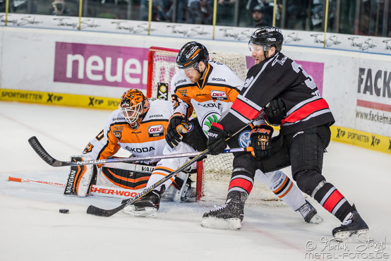 thomas-sabo-ice-tiger-vs-wolfsburg-grizzlys-arena-nuernberg-05-04-2016_0026