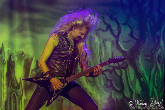 hammerfall-eventhalle-geiselwind-12-12-2015_0073