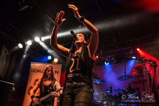 lion-twin-hirsch-nuernberg-16-9-2014_0041