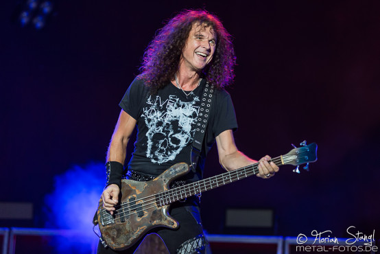 accept-bang-your-head-18-7-2015_0011