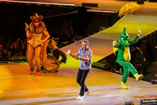 peter-maffay-und-tabaluga-es-lebe-die-freundschaft-arena-nuernberg-25-10-2016_0010