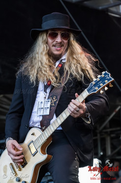 korpiklaani-summer-breeze-2013-15-08-2013-13
