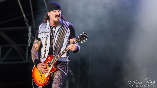 iced-earth-bang-your-head-2016-16-07-2016_0056