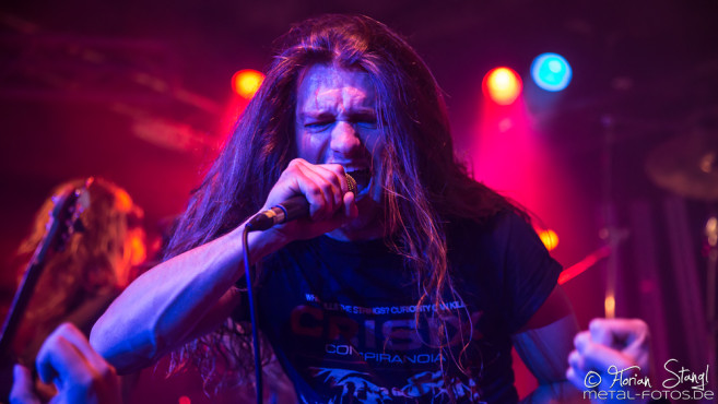 skull-fist-der-cult-nuernberg-20-10-2016_0035