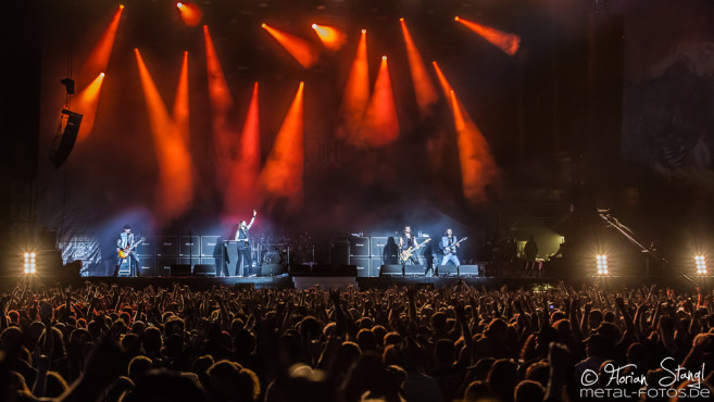 iced-earth-bang-your-head-2016-16-07-2016_0032