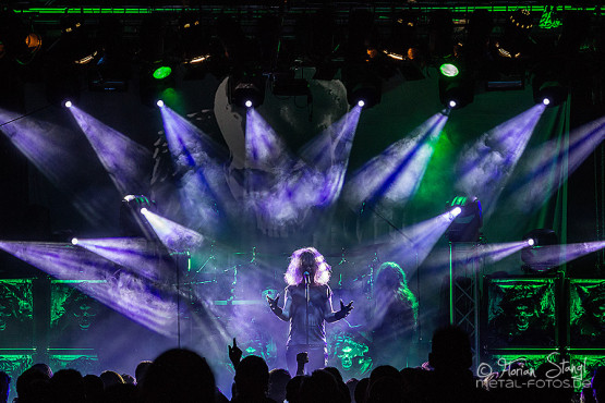 grave-digger-18-1-2013-musichall-geiselwind-35
