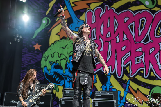 hardcore-superstar-bang-your-head-16-7-2015_0055