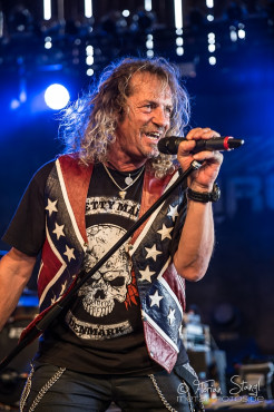 bonfire-pyras-classic-rock-2014-9-8-2014_0014