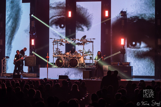 dream-theater-meistersingerhalle-nuernberg-14-03-2016_0019