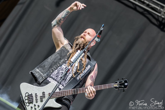 five-finger-death-punch-rockavaria-30-05-2015_0014