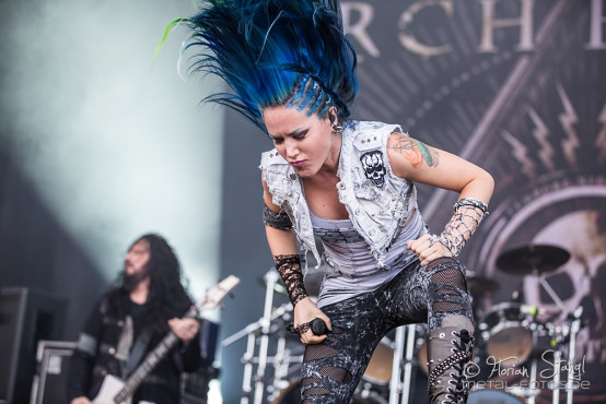 arch-enemy-summer-breeze-2014-14-8-2014_0050