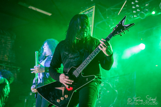 testament-rockfabrik-nuernberg-17-03-2013-03