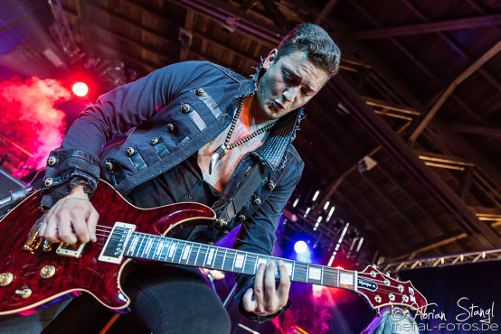 kissin-dynamite-classic-rock-night-8-8-2015_0023