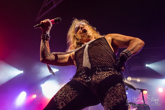 steel-panther-rockfabrik-nuernberg-22-6-2014_0017