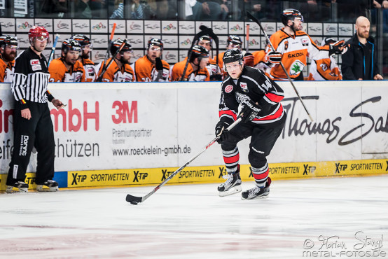 thomas-sabo-ice-tiger-vs-grizzlys-wolfsburg-arena-nuernberg-10-04-2016_0026