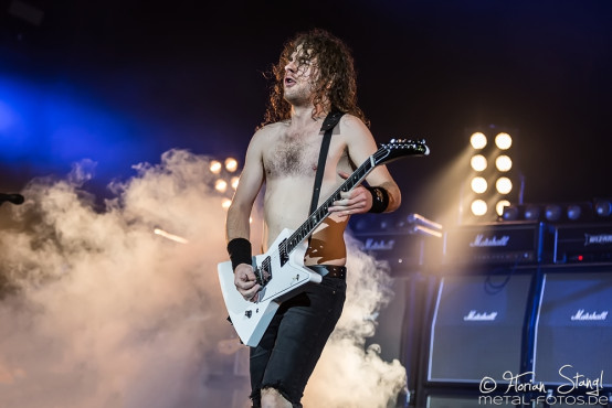 airbourne-rockavaria-30-05-2015_0019