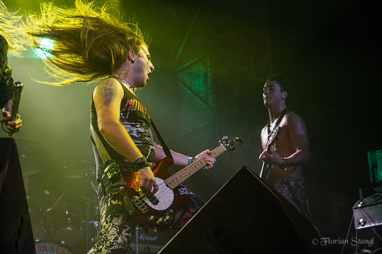 kissin-dynamite-30-11-2012-rockfabrik-nuernberg-17