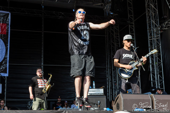 dog-eat-dog-masters-of-rock-10-7-2015_0023