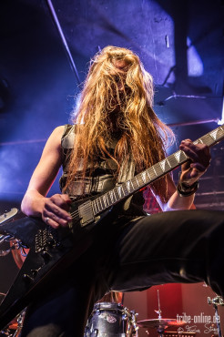 majesty-hirsch-nuernberg-20-12-2013_27