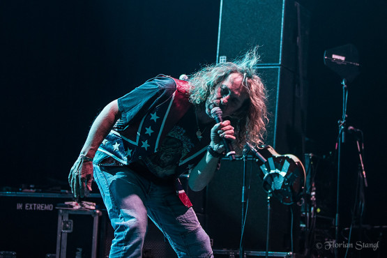 bonfire-15-12-2012-knock-out-karlsruhe-3