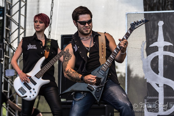 steel-engraved-basinfirefest-28-6-2014_0033