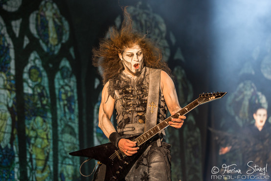 powerwolf-masters-of-rock-11-7-2015_0074