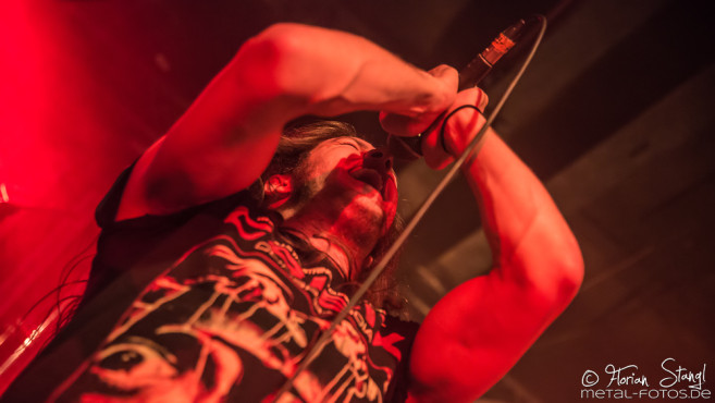 skull-fist-der-cult-nuernberg-20-10-2016_0016