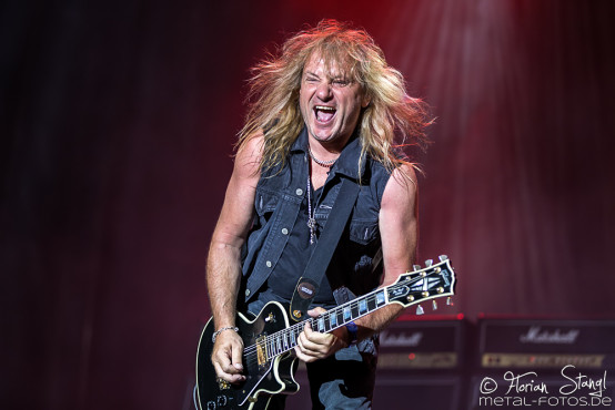 gotthard-masters-of-rock-11-7-2015_0003