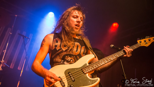 skull-fist-der-cult-nuernberg-20-10-2016_0014