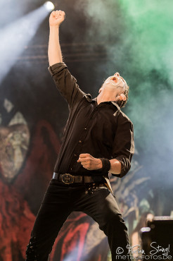 powerwolf-masters-of-rock-11-7-2015_0049