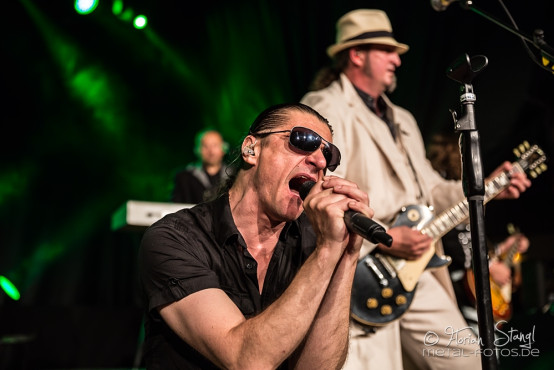 dr-woos-rocknroll-circus-pyras-classic-rock-2014-9-8-2014_0025
