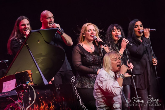 mick-box-bernie-shaw-rock-meets-classic-arena-nuernberg-13-03-2014_0021