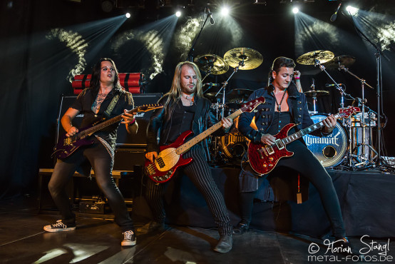 kissin-dynamite-classic-rock-night-8-8-2015_0006