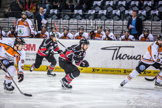 thomas-sabo-ice-tiger-vs-wolfsburg-grizzlys-arena-nuernberg-05-04-2016_0008