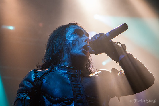 cradle-of-filth-7-12-2012-music-hall-geiselwind-57