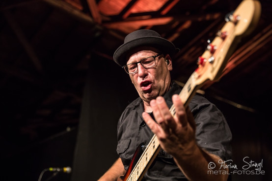dr-woos-rocknroll-circus-pyras-classic-rock-2014-9-8-2014_0033