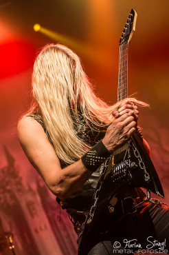 hammerfall-eventhalle-geiselwind-12-12-2015_0084