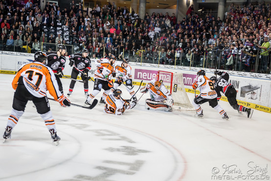 thomas-sabo-ice-tiger-vs-wolfsburg-grizzlys-arena-nuernberg-05-04-2016_0052