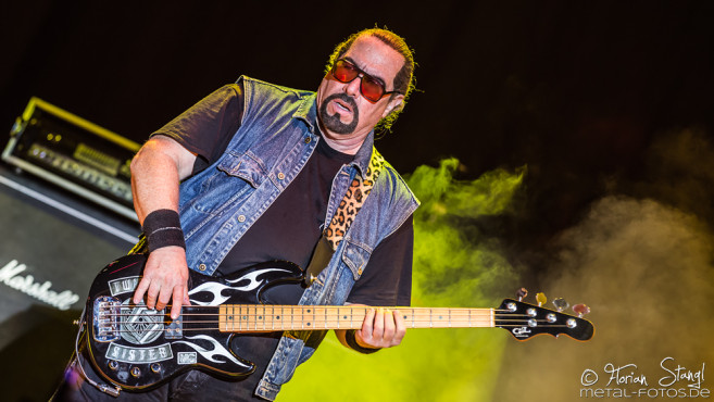 twisted-sister-bang-your-head-2016-15-07-2016_0006