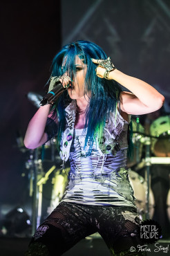 arch-enemy-eventhalle-geiselwind-12-12-2014_0063