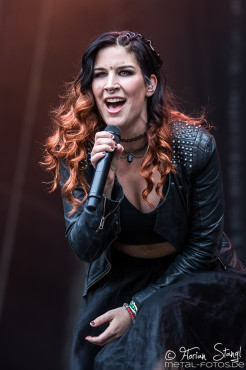 delain-masters-of-rock-11-7-2015_0043
