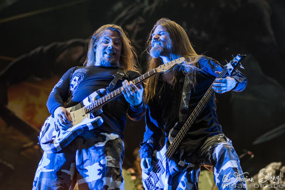 sabaton-bang-your-head-16-7-2015_0064