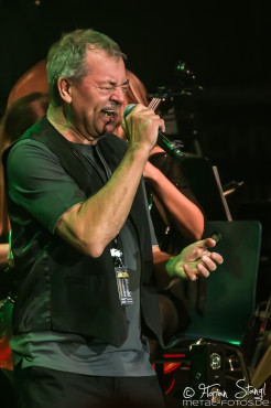 ian-gillan-rock-meets-classic-arena-nuernberg-28-03-2015_0030