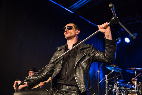 dr-woos-rocknroll-circus-pyras-classic-rock-2014-9-8-2014_0043