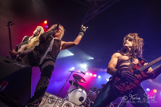 steel-panther-rockfabrik-nuernberg-22-6-2014_0047
