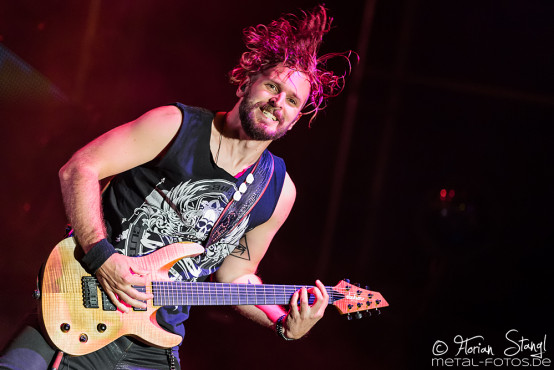 within-temptation-masters-of-rock-9-7-2015_0002