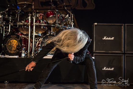 saxon-pyras-classic-rock-2014-9-8-2014_0035